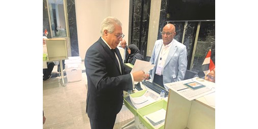 بالفيديو.. اختتام انتخابات مجلس الشيوخ بالسفارة المصرية في الكويت