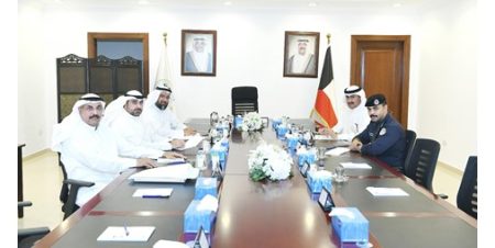 أعضاء لجنة الشكاوى والعرائض عقدوا اجتماعهم الأول في مجلس محافظة الفروانية