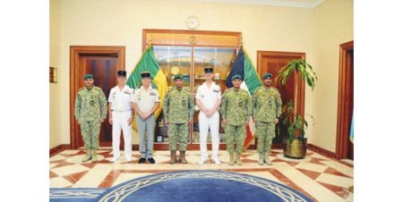 المعاون للعمليات والتدريب في الحرس استقبل الملحق العسكري الفرنسي الجديد