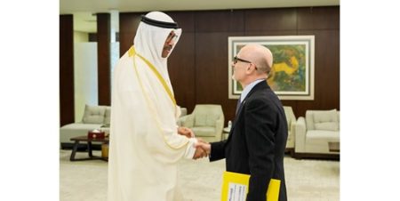 وزير الدفاع: تنسيق متواصل مع إيطاليا في المجال العسكري