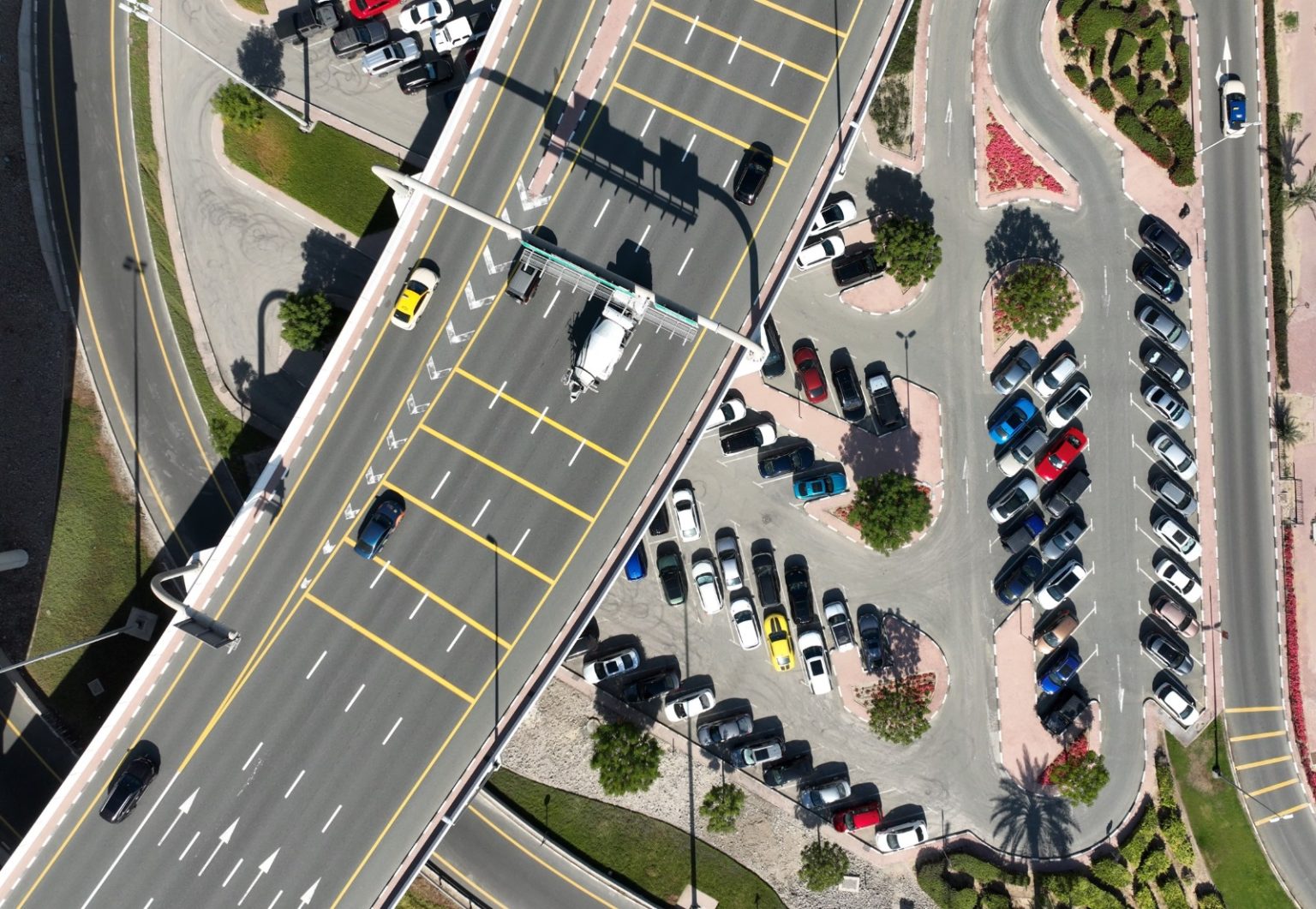 باركن تقدم حلول ذكية جديدة لمواقف المركبات في أهم المجمعات السكنية بدبي