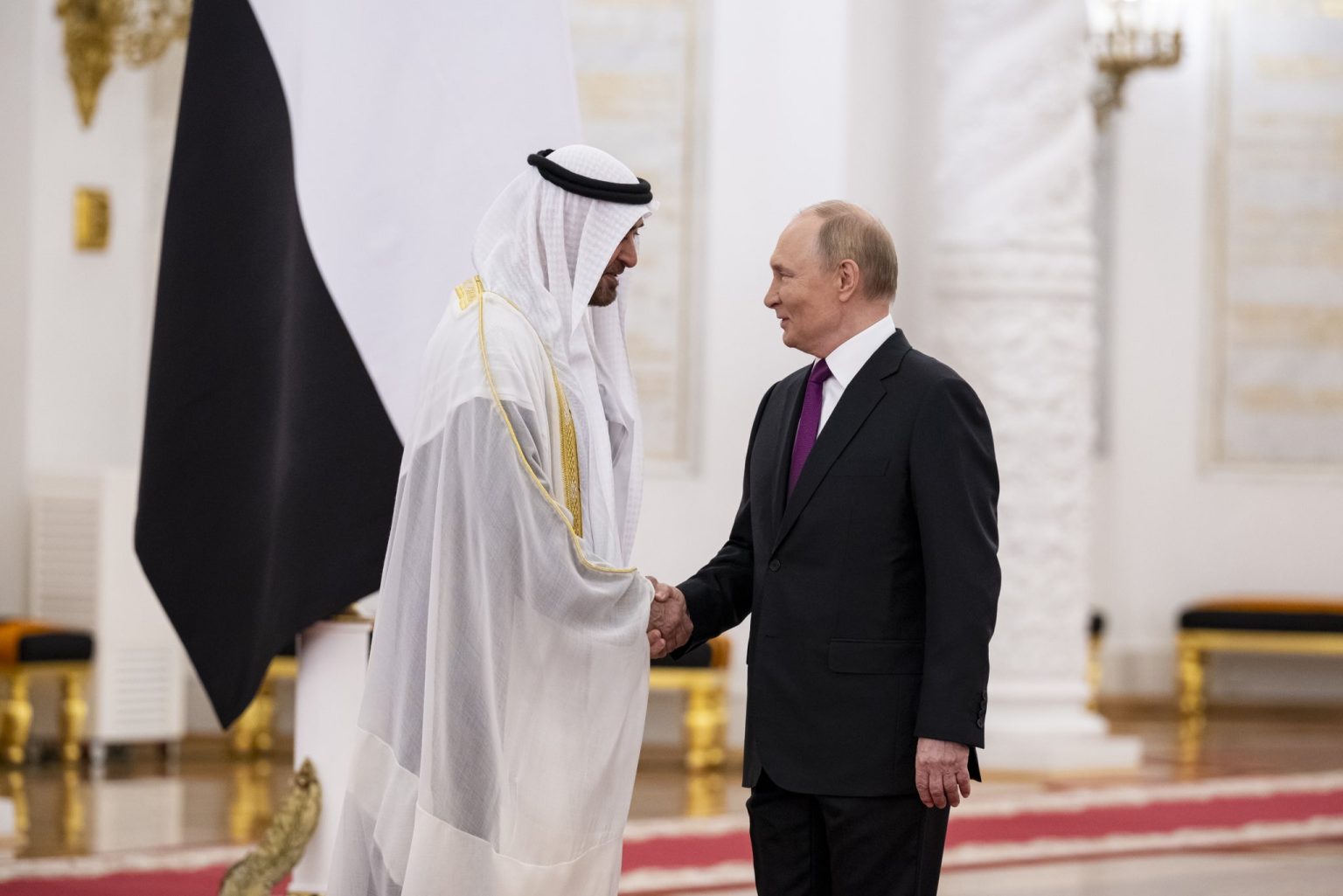 رئيس الدولة والرئيس الروسي يبحثان في موسكو سبل تعزيز الشراكة الإستراتيجية بين البلدين