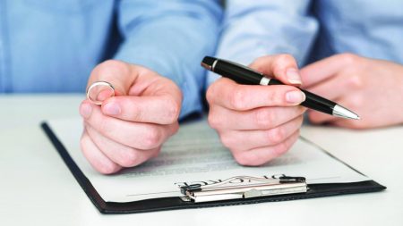 «الملكية المشتركة» لبيت الزوجية تُثير نزاعات قانونية بعد الطلاق