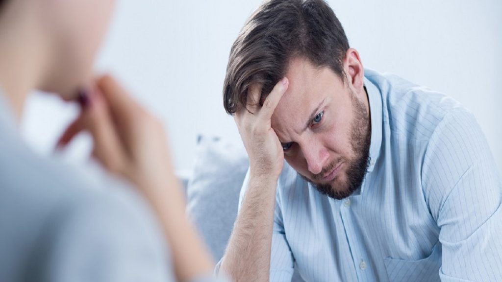 ما العلاقة بين الفصل الذي وُلدتَ فيه والإصابة بالاكتئاب لاحقاً؟.. دراسة تكشف