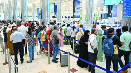 شركات طيران تطرح عروض عطلات إلى وجهات سياحية