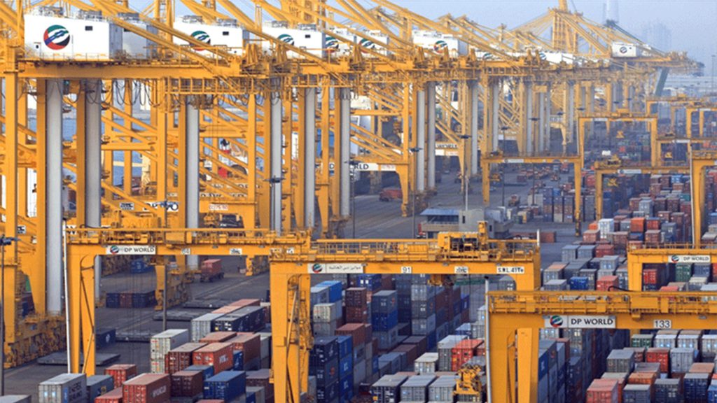 موانئ دبي العالمية تدخل في شراكة مع ” إيتوشو” اليابانية لتعزيز الخدمات اللوجستية في أفريقيا