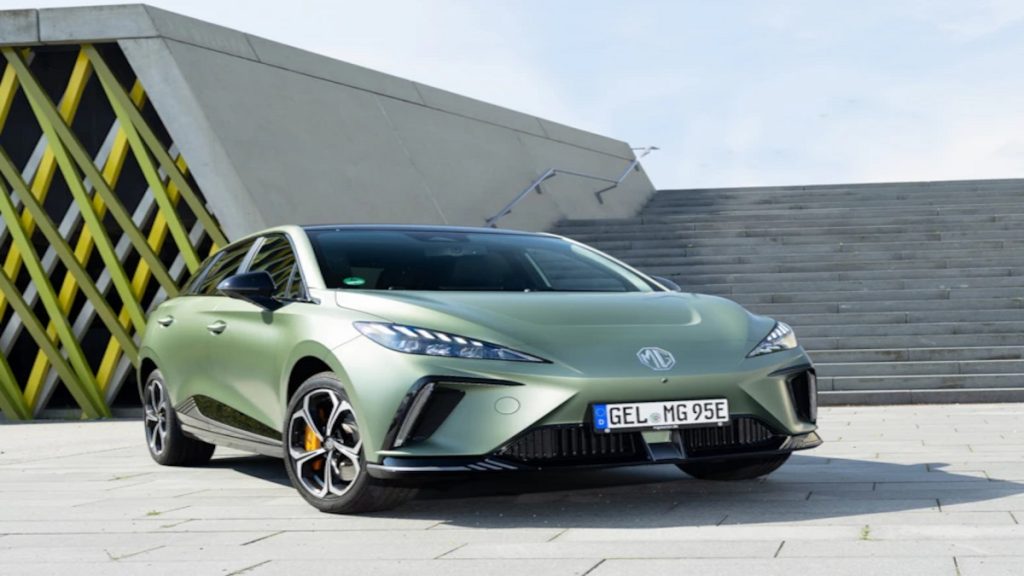 أول سيارة كهربائية ببطارية شبه صلبة في العالم.. «إم جي 4» الجديدة تطل قريباً