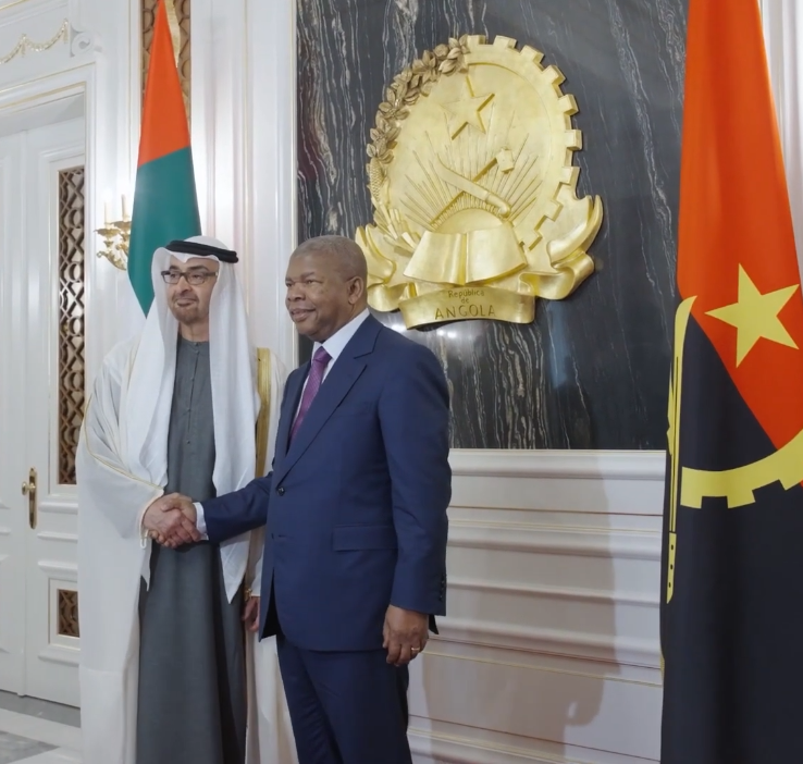 رئيس الدولة ورئيس أنغولا يشهدان تبادل اتفاقية الشراكة الاقتصادية الشاملة وإعلان عدد من مذكرات التفاهم والاتفاقيات بين البلدين