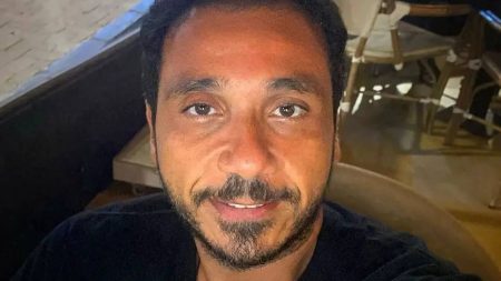 رحيل مفاجئ لمخرج مصري يثير الحزن.. ورسالته تربك متابعيه