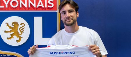 ليون يمدد عقد تاجليافيكو