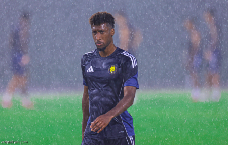 بلان يدفع بالأجانب.. جيسوس يعتمد كومان