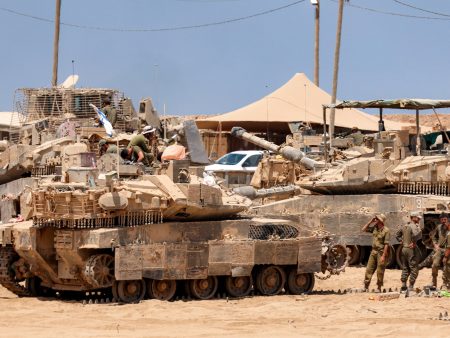 تحليل صور أقمار صناعية يكشف معلومات مغلوطة عن حشود إسرائيلية جديدة لعملية في غزة