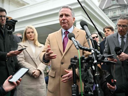 ويتكوف يزور أوروبا للتباحث بشأن ممر للمساعدات الإنسانية بغزة