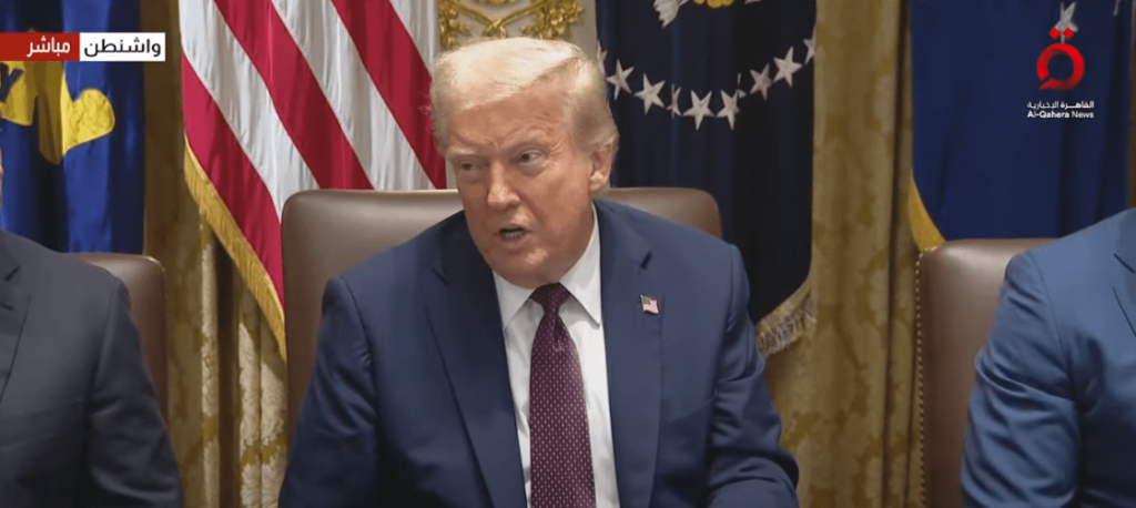 مسؤول سابق بوزارة الخزانة الأمريكية: بيسنت هو العقل المدبر للسياسة الاقتصادية لإدارة ترامب