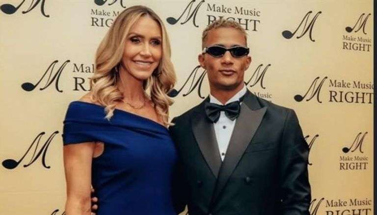 مبادرة لجمع التبرعات والصورة بـ 170 ألف جنيه.. سر ظهور محمد رمضان مع لارا ترامب