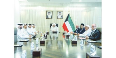 رئيس الوزراء بحث مع وفد «بوينغ» تعزيز الشراكة في مجالات صناعة واستيراد الطائرات والأبحاث الفضائية