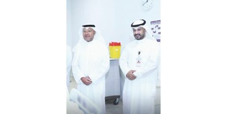 محافظ الفروانية اطمأن على صحة د.خالد المذكور