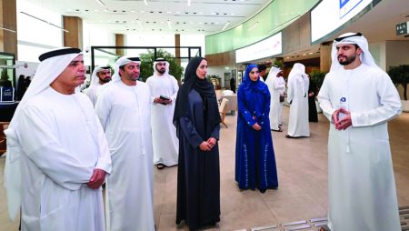 «طرق دبي» تفتتح مركزين هجينين لإسعاد المتعاملين في أم رمول والبرشاء