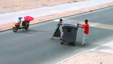 موقف نبيل لطفل في العين