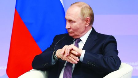 بوتين يصر على مقابلة زيلينسكي في موسكو