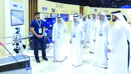 برعاية محمد بن راشد.. أحمد بن محمد يشهد انطلاق مؤتمر الاتحاد البريدي العالمي في دبي