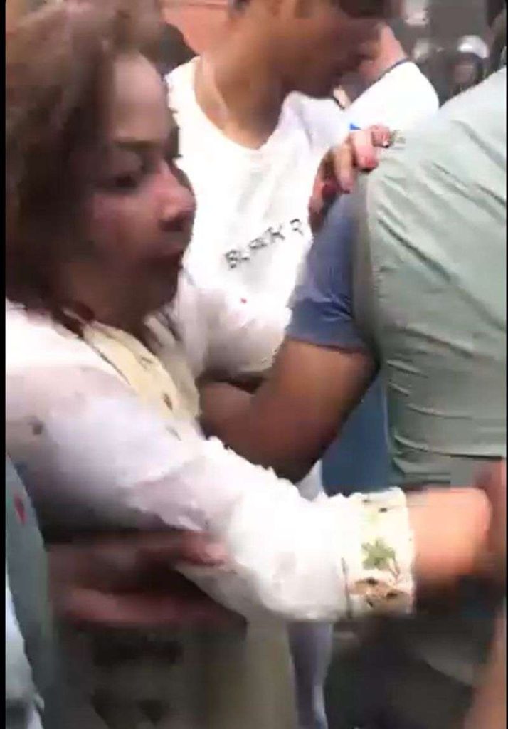 اعتداء عنيف على وزيرة خارجية نيبال وزوجها رئيس الوزراء الأسبق داخل منزلهما (فيديو)