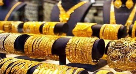 رجل أعمال فرنسي وابنه يسرقان ذهباً بـ 20 مليون جنيه من مصنع مصري