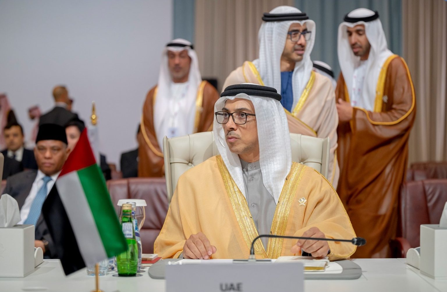 الإمارات تجدد تأكيدها وقوفها الكامل إلى جانب قطر في مواجهة الاعتداء الإسرائيلي الغادر