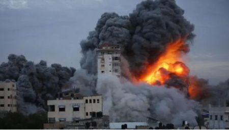 الأعنف منذ أسابيع.. غزَة تحت نيران القصف الإسرائيلي