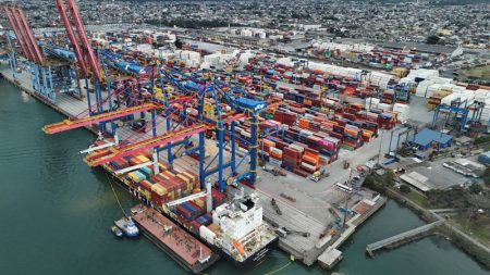 الرئيس البرازيلي يوجه رسالة إلى ترامب: لا تفاوض على الديمقراطية والسيادة