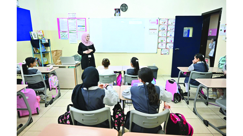 75 ساعة تطوير مهني «إلزامية» سنوياً لمعلمي المدارس الخاصة في أبوظبي