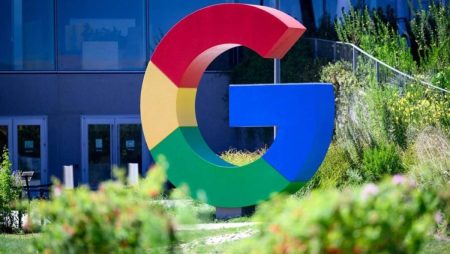 «قوقل» تتجنب حكماً قضائياً بتقسيمها