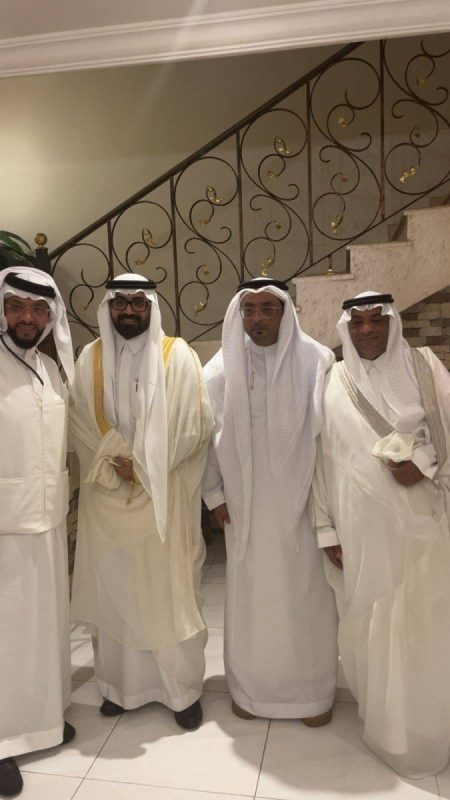 قبيع وبابقي يحتفلان بعقد قران أنس