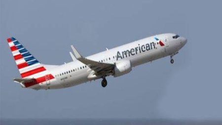 مضيفة طيران تطرد راكبة من الطائرة