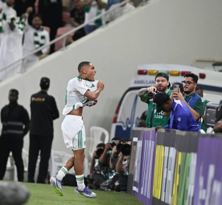 قلَب النص وبدّل وجه الحكاية في ليلة ناساف.. «الآسيوي» يتغنى بميلوت