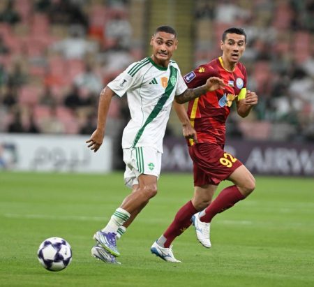 بيرديف لـ«عكاظ»: الأهلي قوي ومنظم.. والأندية السعودية رفعت مستوى البطولة