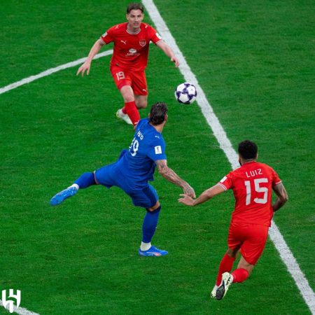 الهلال «يقلبها» على الدحيل في «نخبة آسيا»