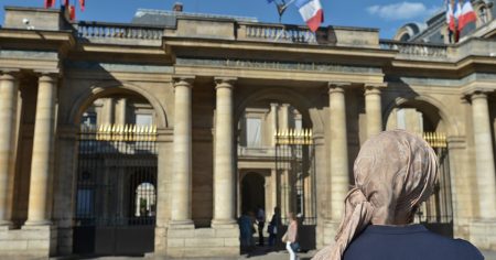 ملاحقة الدولة الفرنسية أمام القضاء لتقاعسها عن منع الإبادة الجماعية بغزة