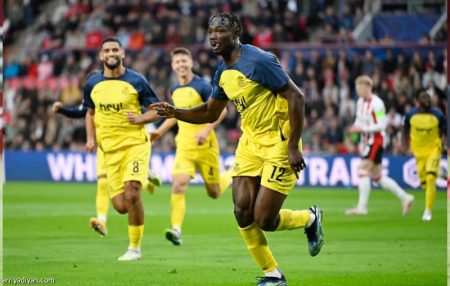 في مشاركته الأولى.. بودو جليمت القطبي يجمد أيندهوفن