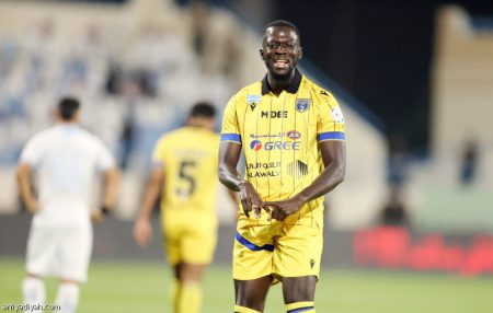 مكررا عرضه الأفضل.. بارو يمنح التعاون الفوز على الأخدود