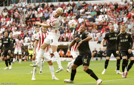 بثلاثية قاتلة.. فرايبورج ينجو من مطب شتوتجارت