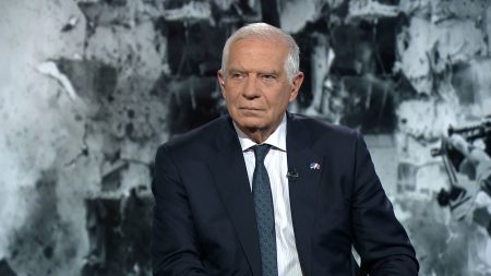 بوريل يدعو لمقاضاة الاتحاد الأوروبي لصمته عن إبادة غزة