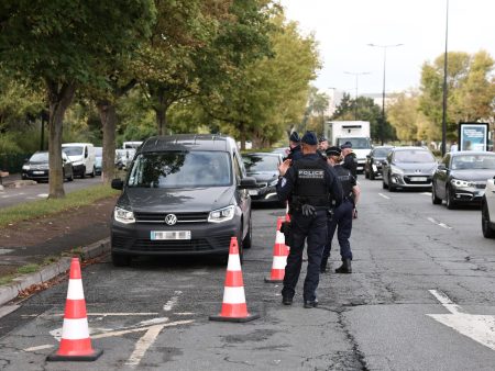 اعتقال فتى في فرنسا خطط لمهاجمة سفارات ومقار رسمية