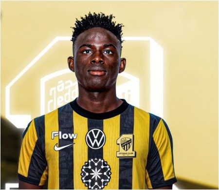 فابريزيو رومانو: الاتحاد يوافق على صفقة لضم روجر فرنانديز من سبورتينغ براغا