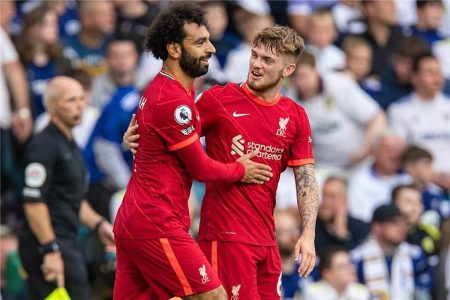 سترحل بطلاً.. محمد صلاح يوجه رسالة مؤثرة لـ«هارفي إليوت»