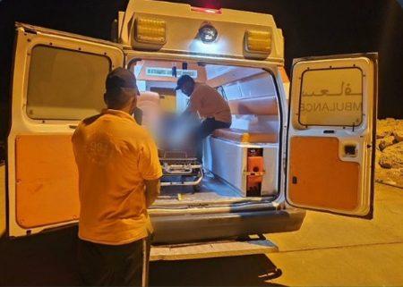 حرس الحدود بمنطقة جازان ينقذ مواطنًا تعرض لوعكة صحية في عرض البحر