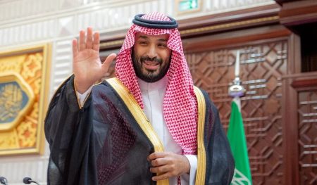 ولي العهد يفتتح أعمال السنة الثانية من الدورة التاسعة لمجلس الشورى