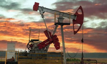 ارتفاع أسعار النفط بعد العدوان الإسرائيلي على قطر.. وخام برنت يسجل 66.74 دولار