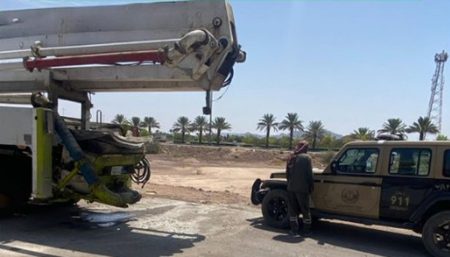 ضبط مقيم لتلويثه البيئة بتفريغ مواد خرسانية في منطقة المدينة المنورة