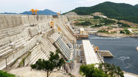 إثيوبيا تبدأ تشغيل سد النهضة رغم مخاوف مصر والسودان